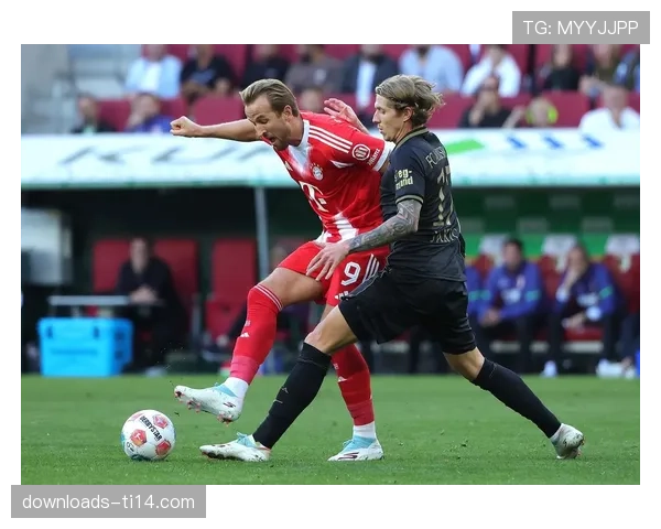 拜仁4-0大胜奥格斯堡,赛后统计显示其非点球预期进球(npxG)高达3.8